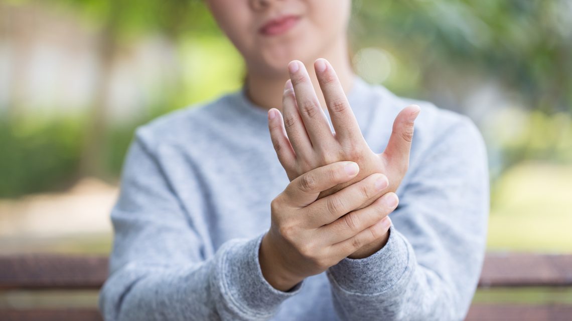 Arthritis: Anzeichen und Symptome
