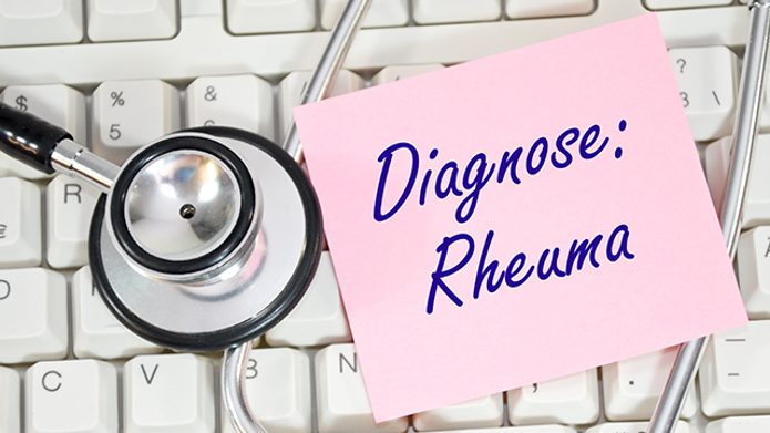Arthritis und Rheuma: Wie hängt das zusammen?